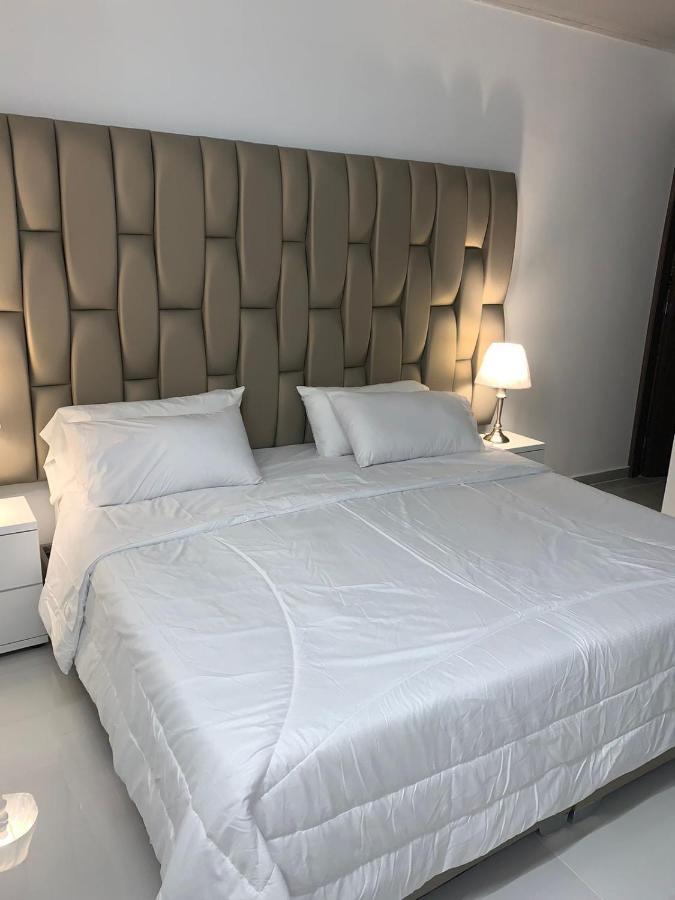 Ayenda Apartahotel Noche De Luna 卡利 外观 照片